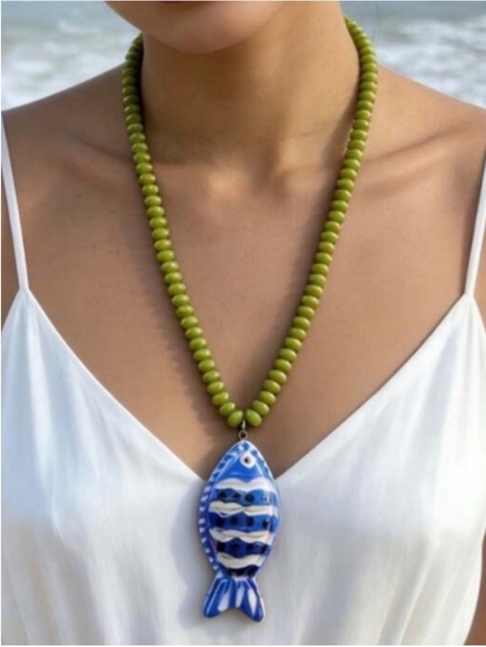 New! Coastal Blue Fish Green Beaded Necklace NWOT (3028) - Picture 1 of 2